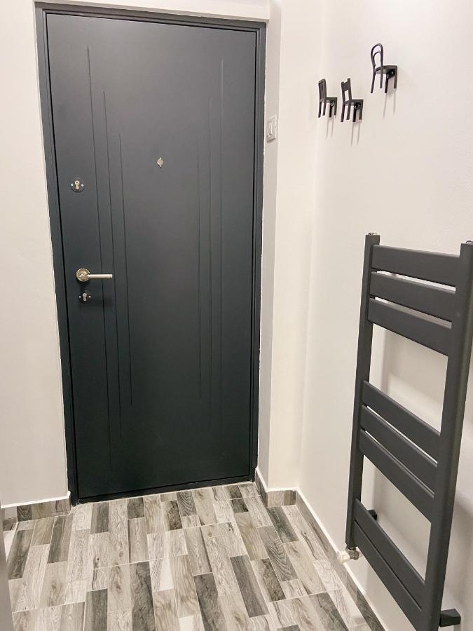 5 Apartment